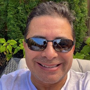 Meet your Posher, Mark